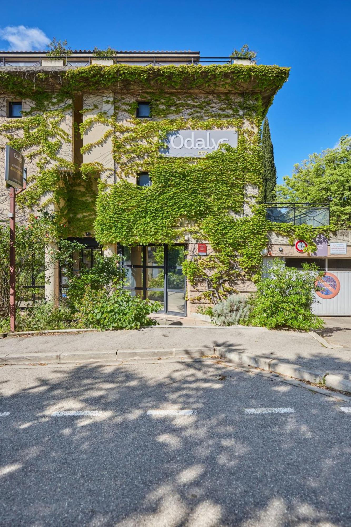 Appart Hotel Odalys City Aix En Provence Les Floridianes Aix-en-Provence Exteriör bild