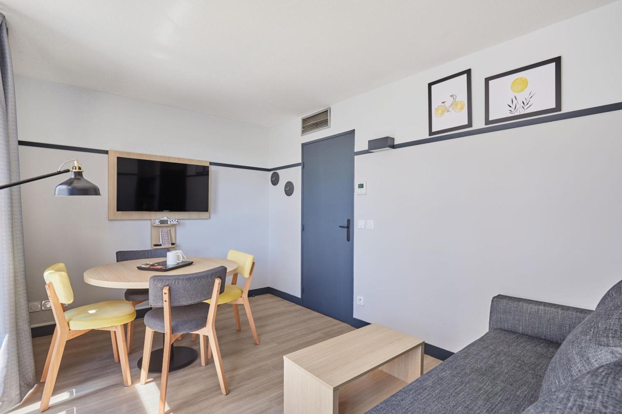 Appart Hotel Odalys City Aix En Provence Les Floridianes Aix-en-Provence Exteriör bild
