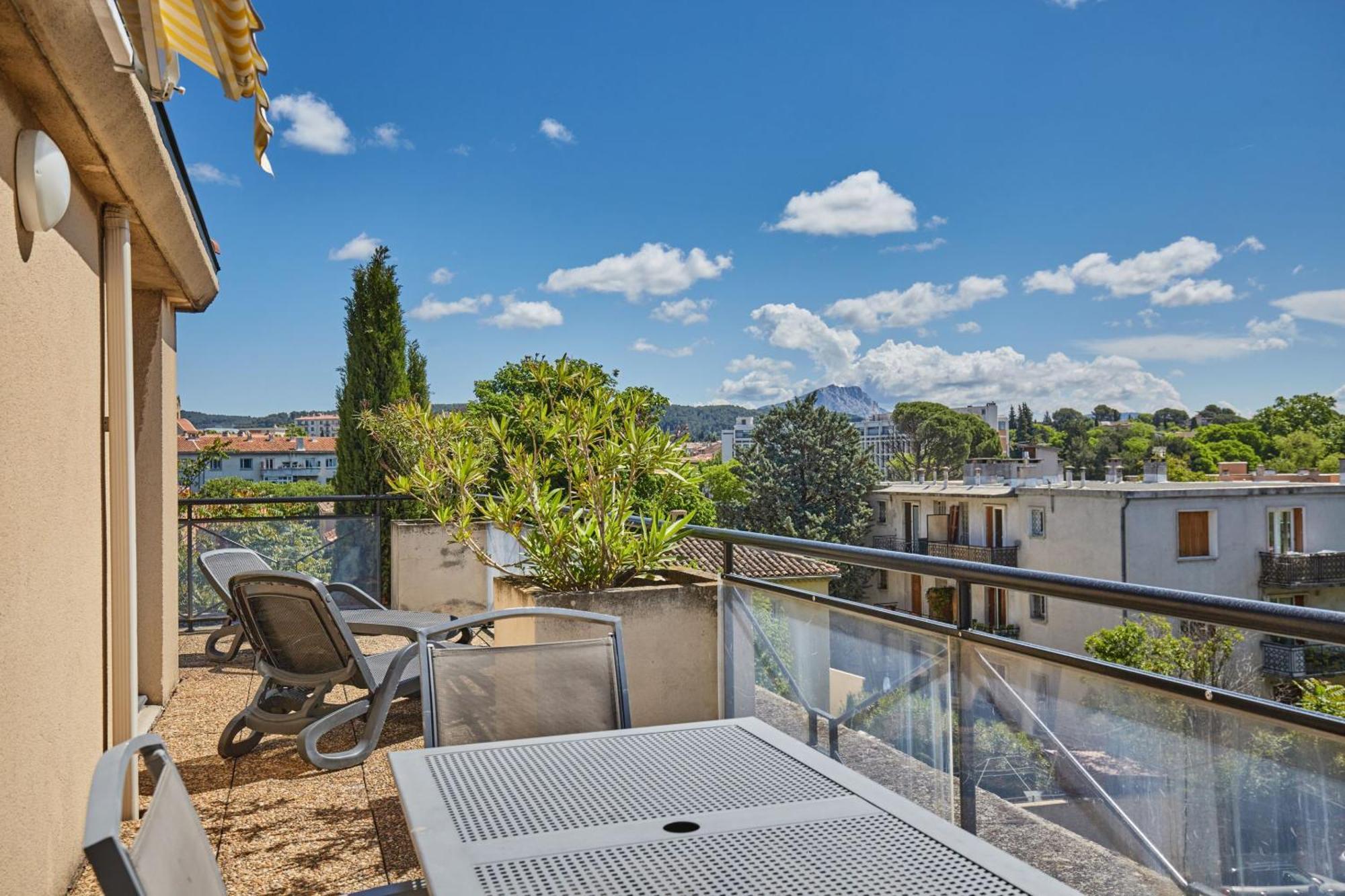 Appart Hotel Odalys City Aix En Provence Les Floridianes Aix-en-Provence Exteriör bild