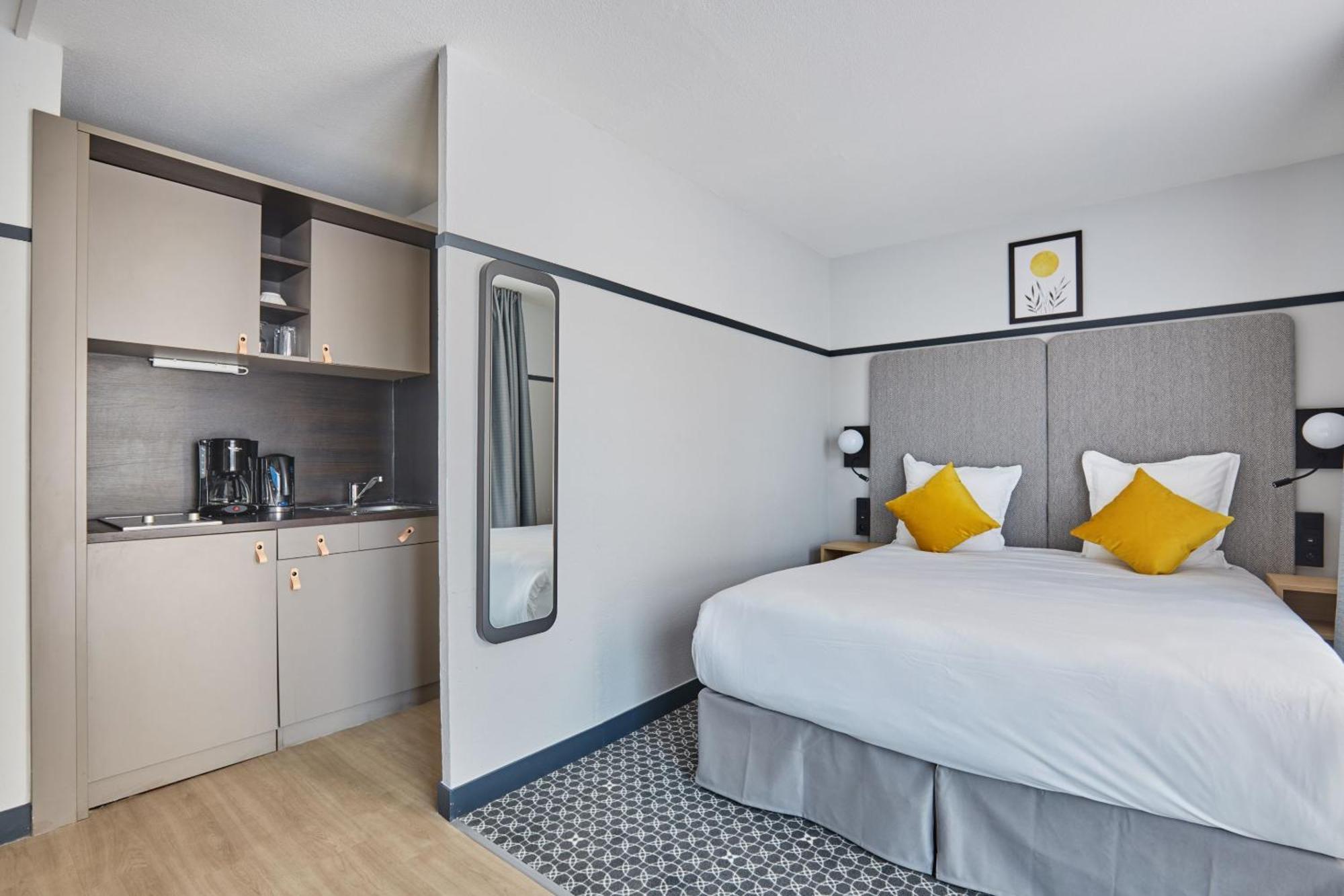 Appart Hotel Odalys City Aix En Provence Les Floridianes Aix-en-Provence Exteriör bild