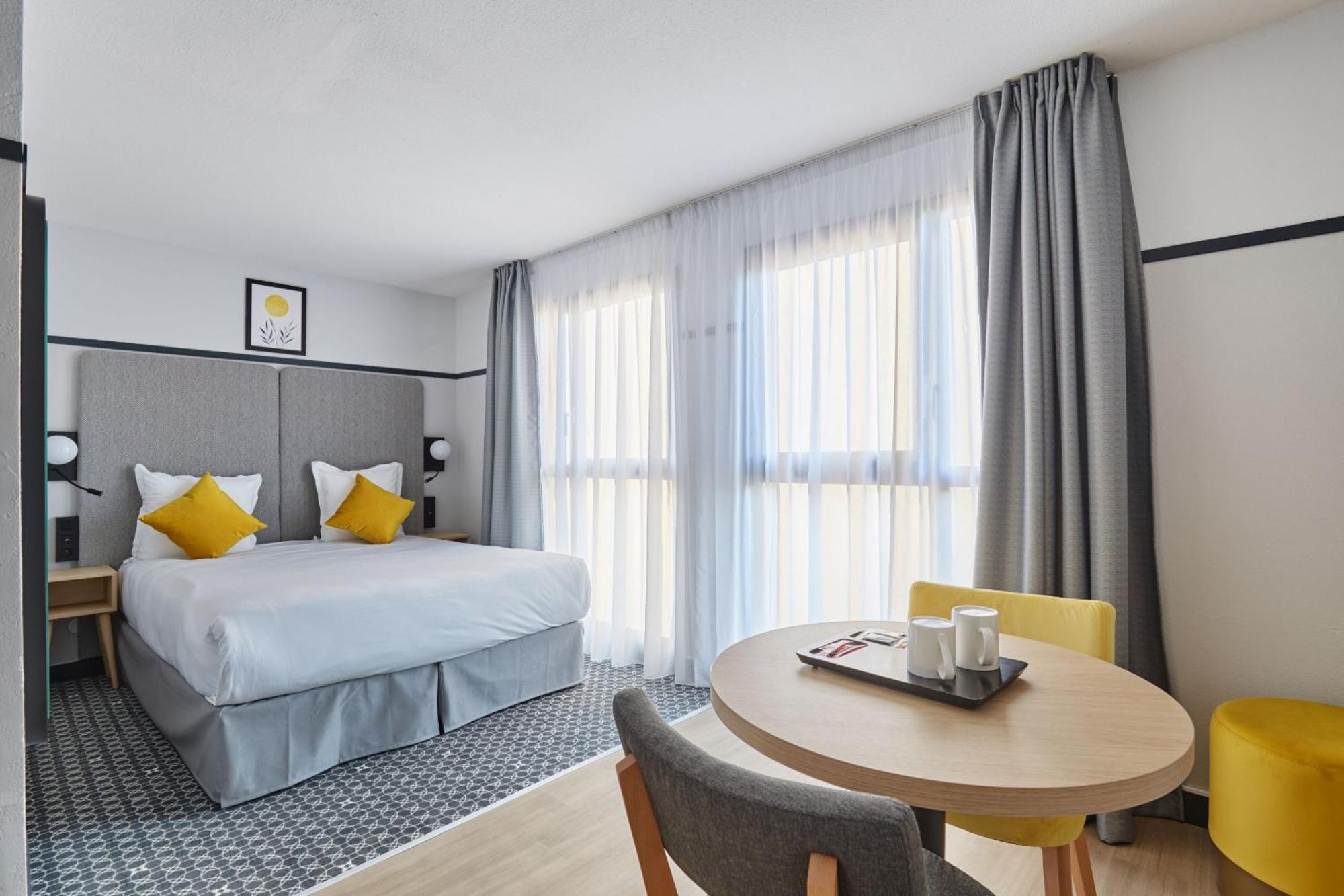 Appart Hotel Odalys City Aix En Provence Les Floridianes Aix-en-Provence Exteriör bild